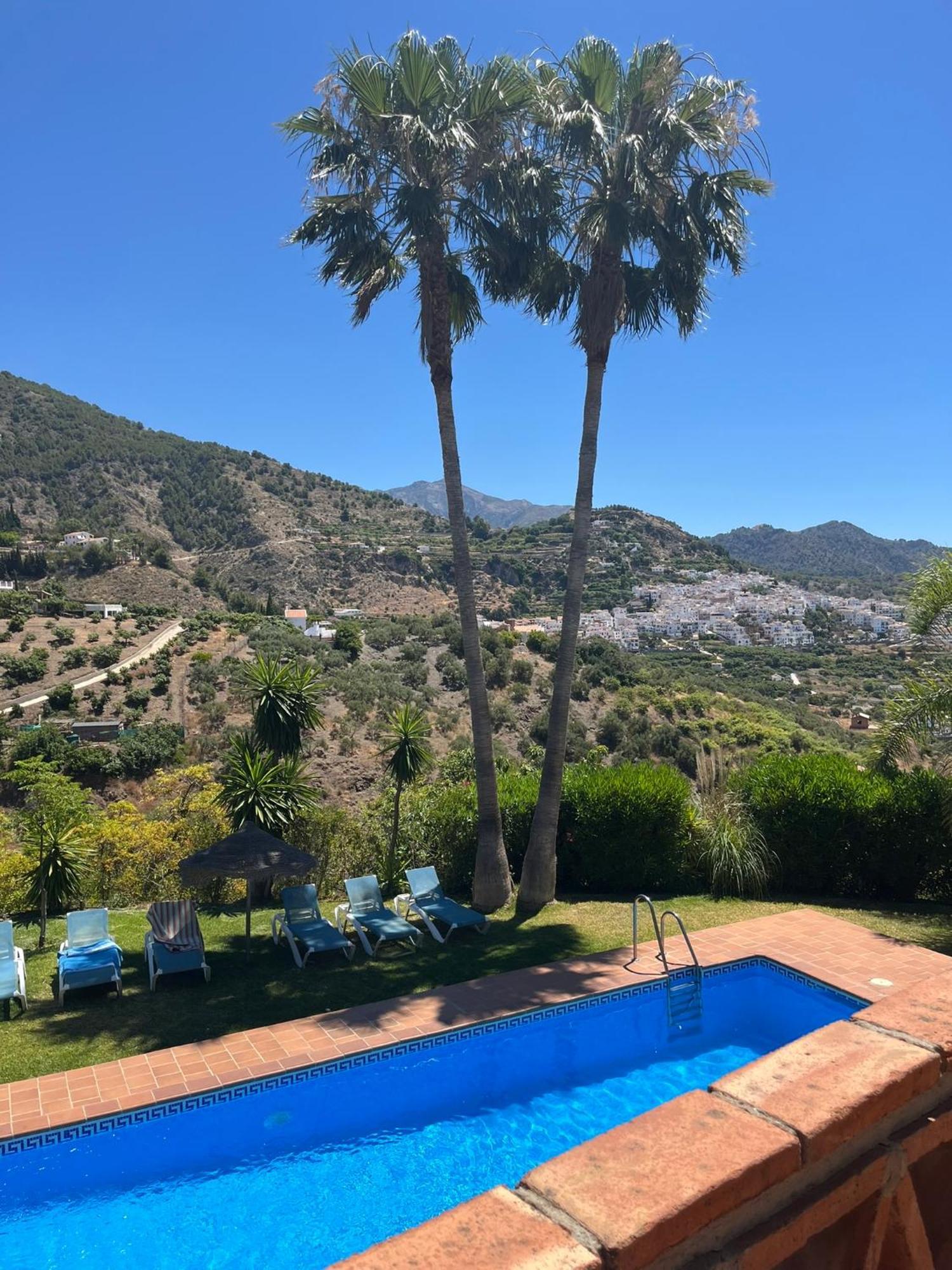 Casa Rural Alqueria Del Duende Frigiliana Bagian luar foto